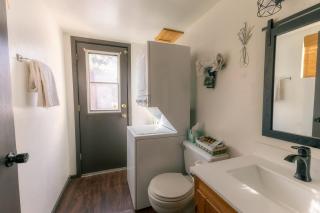 Cozy Cabin Among The Pines - 2