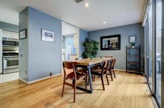 Spacious home by the Galleria - 4