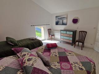 Gîte en pierre à Charroux avec Piscine et Vue sur Campagne - FR-1-489-607 - 1