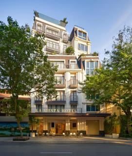 La Siesta Premium Lakeside - 0