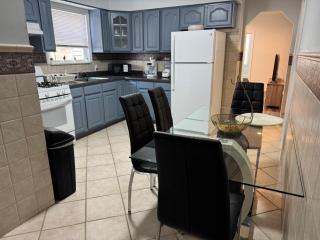 Lovely 2Bed in Newark - 1