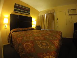 Indio Holiday Motel - Indio - 1