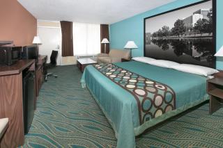 Super 8 by Wyndham Duncan - 3