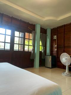 Garden View Resort Tonsai - 5