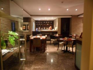 Amorsolo Mansion Hotel - 5