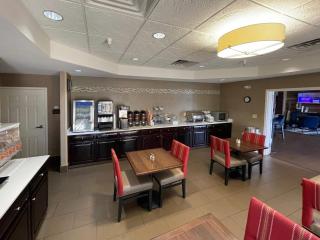 Comfort Suites Crossville - 2