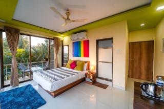 Strawberry County - 1