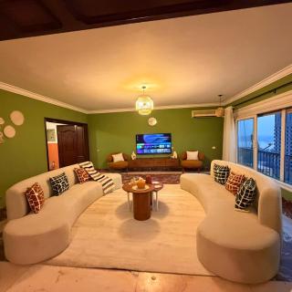 Nile Nostalgia 3-Bedroom Riverside Escape - 2