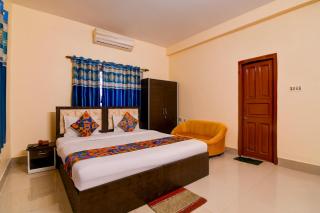 FabHotel Samanta - 9
