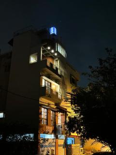 Symphony Suites Lakeview - 1