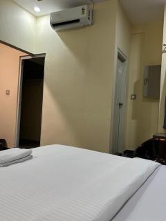 Symphony Suites Lakeview - 4