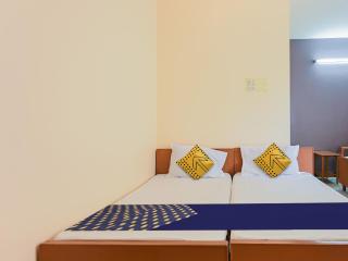 Hotel O Vel Vel Guest House - 3