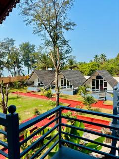 Peace Garden Beach Resort - 8