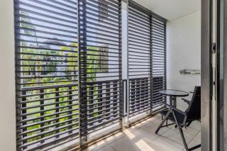 C254 Condo 2BR Pool View Short Walk to Beach - 2