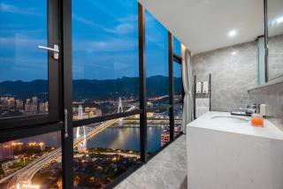 Chongqing Jiangmu High-Altitude River View Hotel - 1