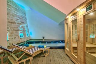 Villa Gaia - Sunset Views, Indoor Heated Pool, Sauna and Games Room - Mellieħa - 1