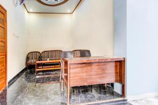 Hotel O Ekslusive Double'n - 4