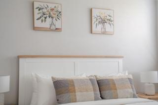 Oasis Between the Beaches - 0