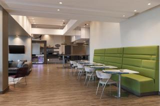 Hampton by Hilton Cartagena - 9