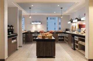 Hampton by Hilton Cartagena - 4