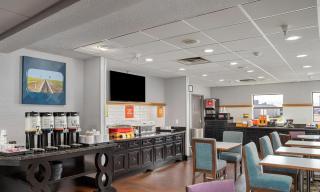 Hampton Inn Elkhart - 5