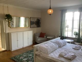 Augustas Bed & Breakfast - 7