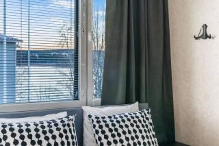 Polar Retro Base: 2BR near the City - 6