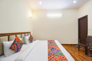 FabHotel Badal Inn - 4