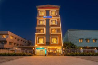 FabHotel The Ax Inn - 0