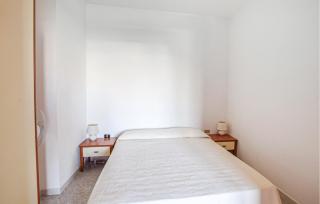 Pet Friendly Apartment In Briatico - 3