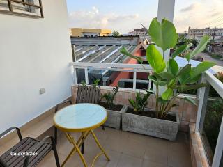 CasaOne, Cosy duplex avec balcon, Angré Manguier - 2