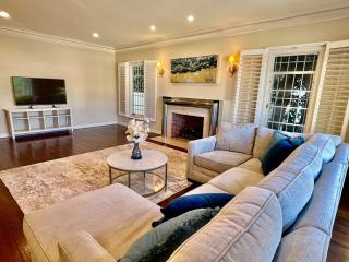 Spacious Beverly Hills Area Home 5BR Pool Spa Game - 1