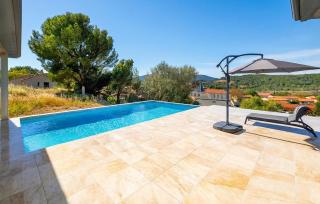 Villa Avec Piscine Privée - 4