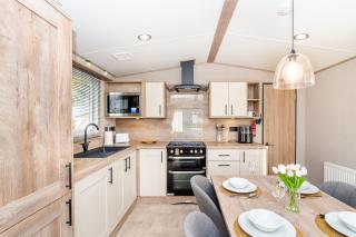 3 Bedroom Caravan - Seton Sands - 1