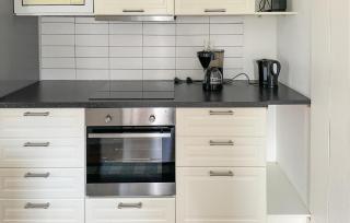 Stunning Home In Vingåker With Lake View - 6