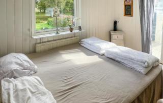 Stunning Home In Vingåker With Lake View - 3