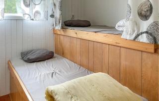 Stunning Home In Vingåker With Lake View - 2