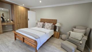 Plumeria Beach House JBay - 7