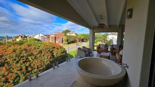 Plumeria Beach House JBay - 1