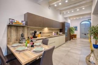 Luxury 2bedroom house with large back yard RABE1-2 - 6