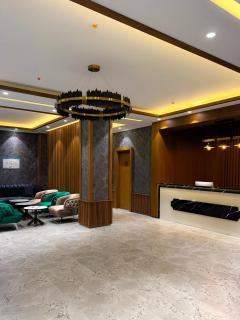 Mountain Sky Hotel - 9