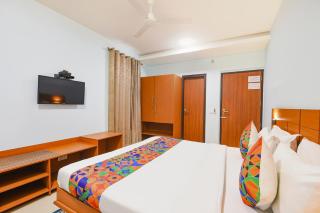 FabHotel Pooja Residency - 7