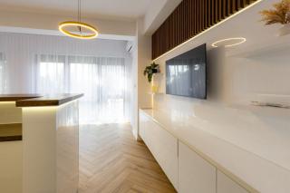 Aurora Exclusive Apartment - 9