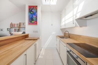 Veeve - Primrose Heights - 5