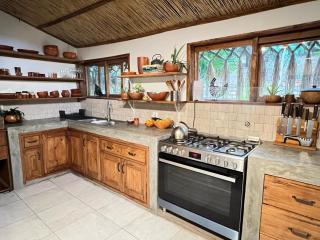 Casa Hwinzo at Hwinzo Retreat, Tofo - Praia do Tofo - 4