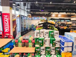 Cozy Island 1BR Escape with Private Beach and Pool - 7