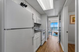 Camelot By The Sea PH12 - 6