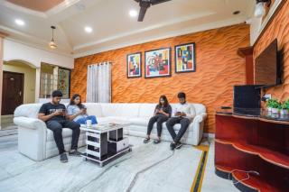 Via The Imperial Green - 8