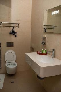 Vegas Astoria Hotel & Suites Ltd - 7