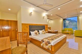 Dharamshala Retreat hotel Pine view#Free Parking#cricket stadium 5 km#Mountain View - 9